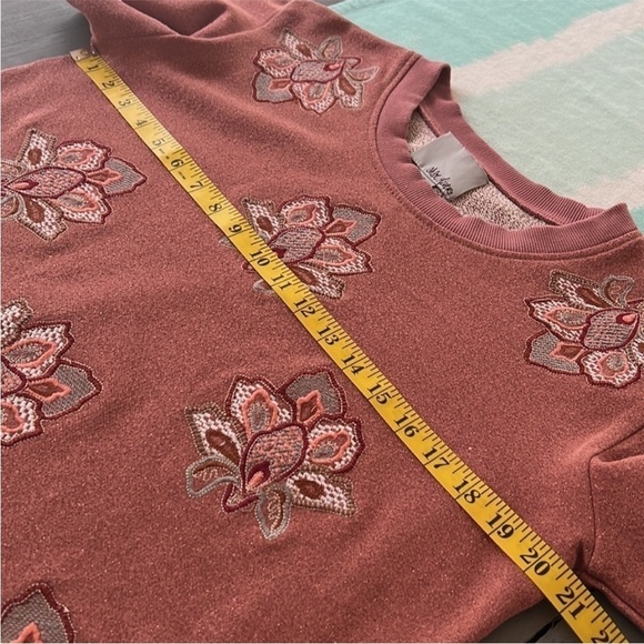 Chloe Oliver‎ Anthropologie Floral Embroidered Appliqué Metallic Padma Тор - Picture 10 of 12